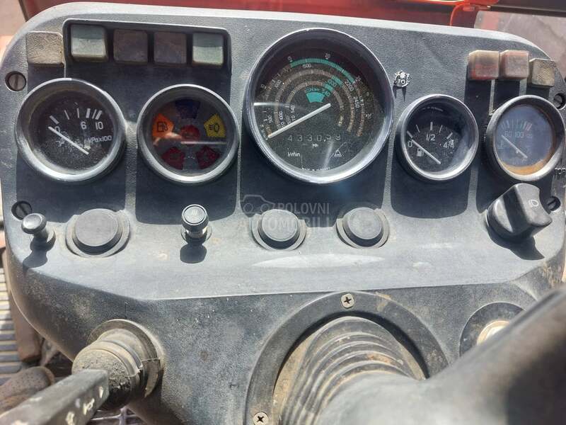 Zetor 6211