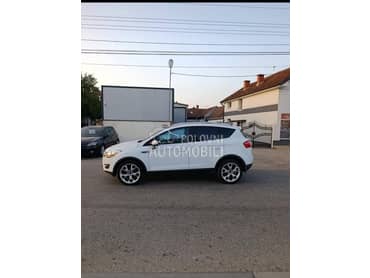 Ford Kuga p a n o r a m a