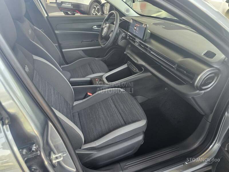 Jeep Avenger 1.2 LONGITUDE