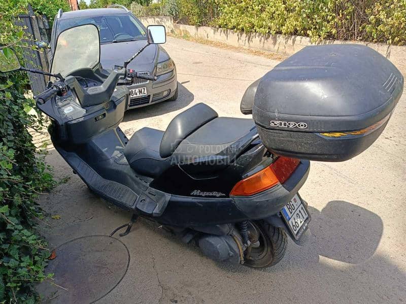 Yamaha Majesty 250yp