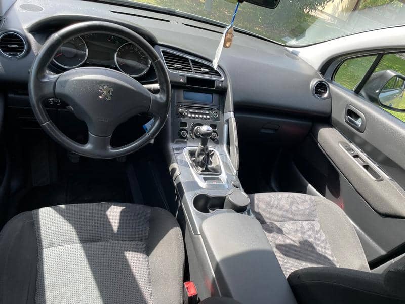 Peugeot 3008 1.6 VTI