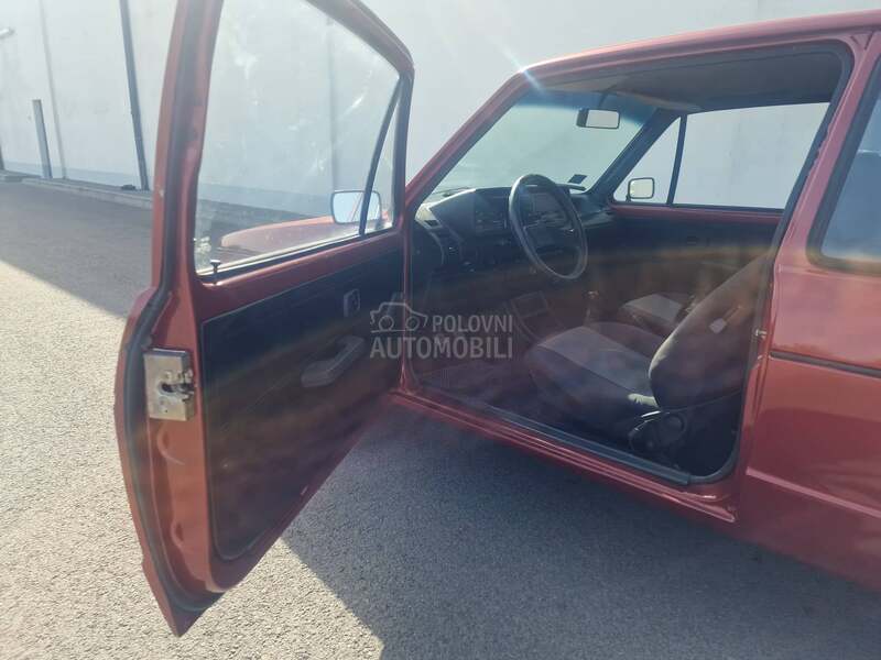 Volkswagen Golf 1 1.6 d