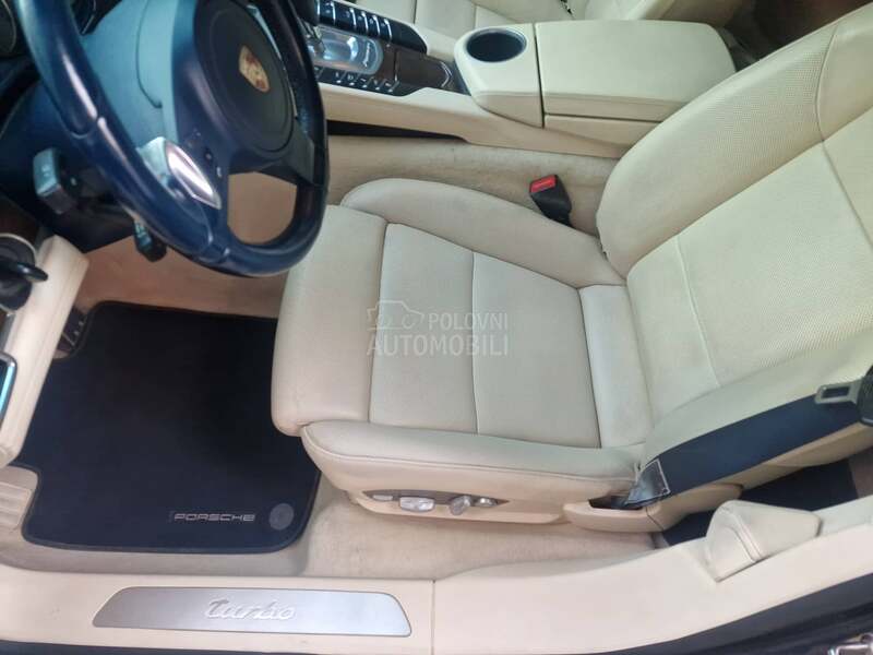 Porsche Panamera 4.8 turbo S