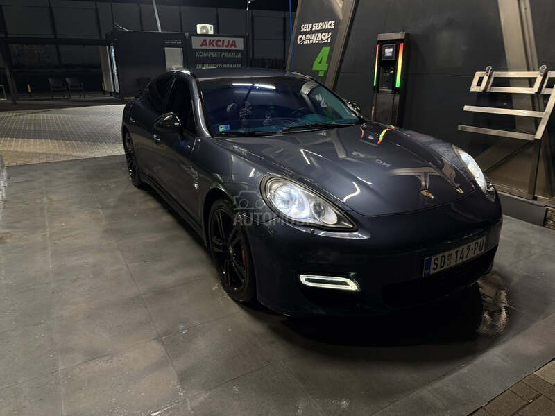 Porsche Panamera 4.8 turbo S