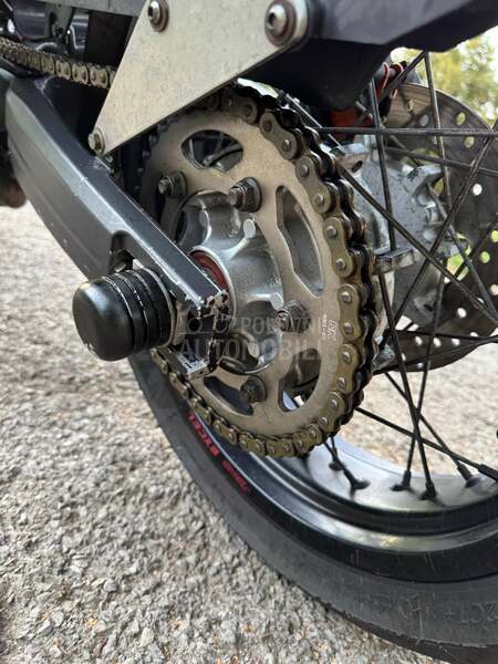 Yamaha xt660x