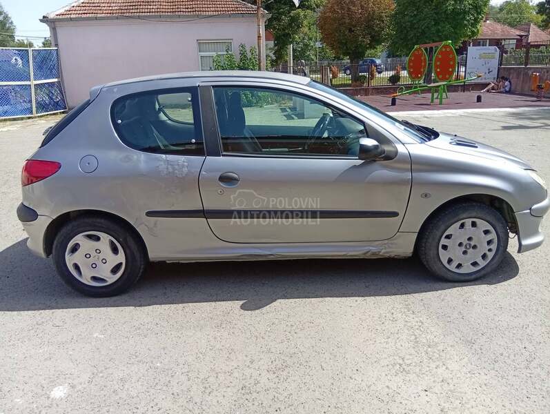 Peugeot 206 1.4 i