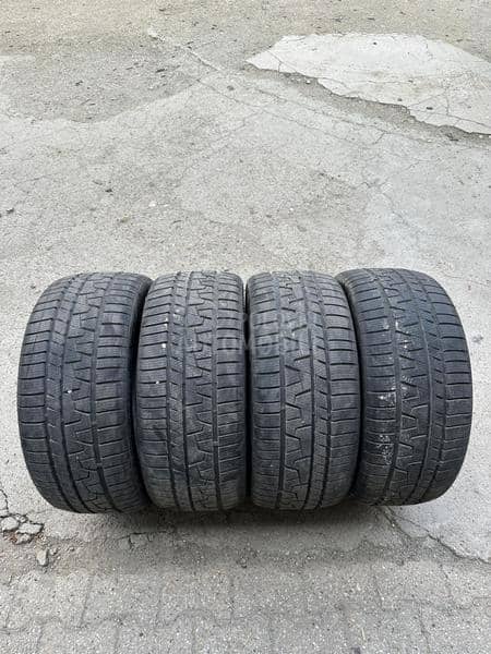 Avon 255/40 R19 Zimska