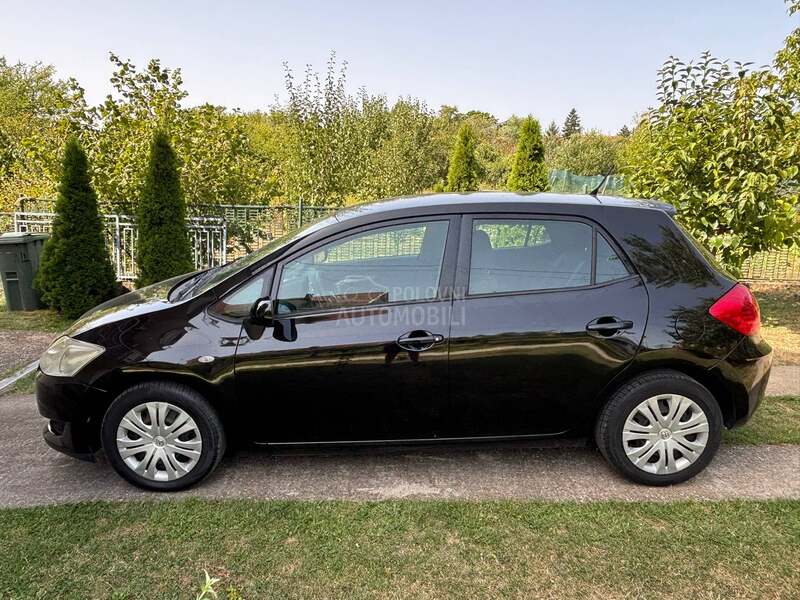 Toyota Auris 1.4 D4D Automa F1