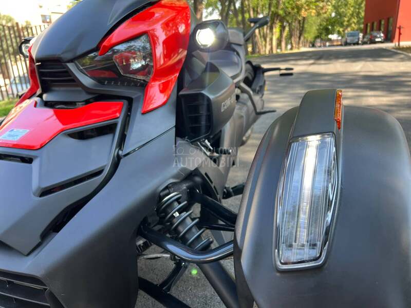 Can-Am Ryker 900