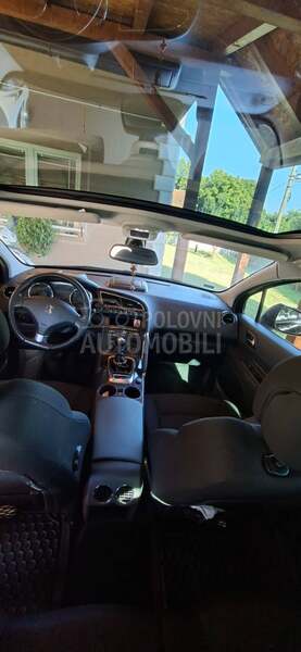 Peugeot 3008 1.6 HDI