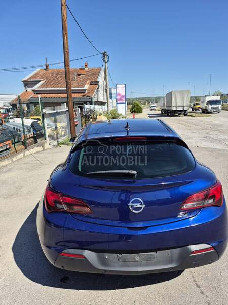 Opel Astra J 1.7 CDTI