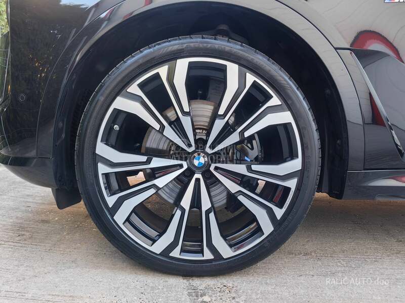BMW X7 40xd/M PRO/23/SKY