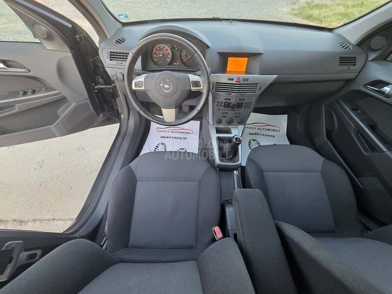 Opel Astra H 1.6 B