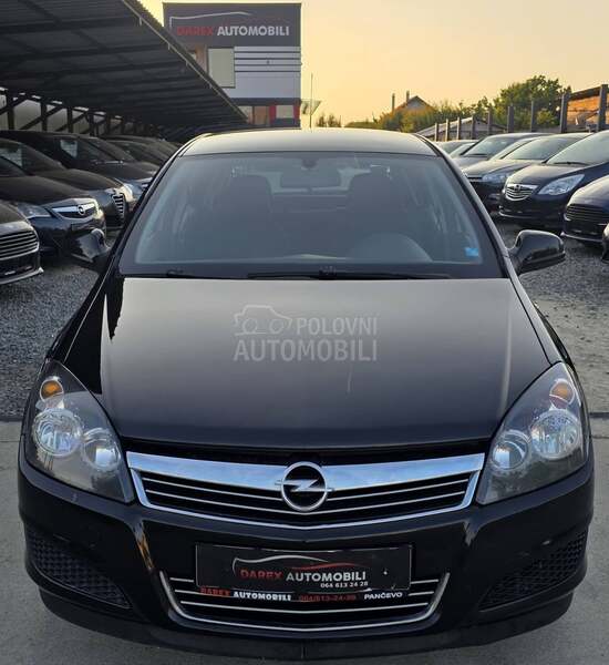 Opel Astra H 1.6 B