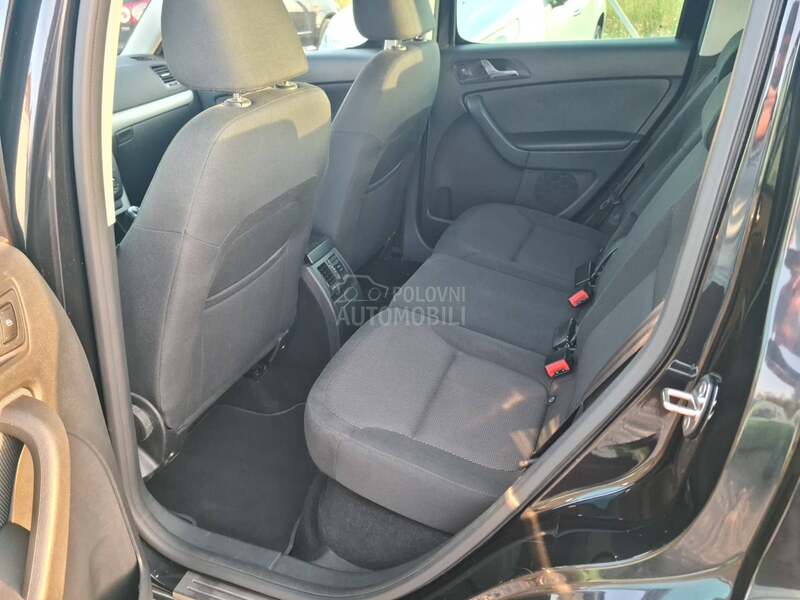 Škoda Yeti 1.6 tdi 77 K W