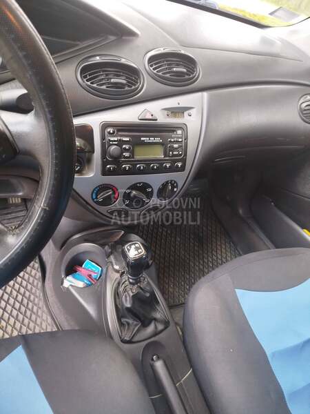 Ford Focus 1.8