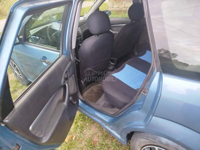 Ford Focus 1.8