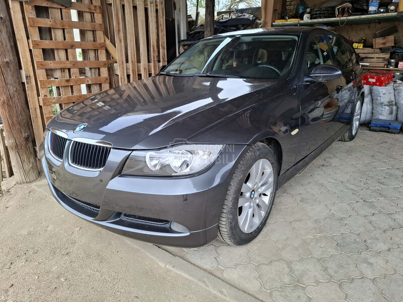 BMW 320 