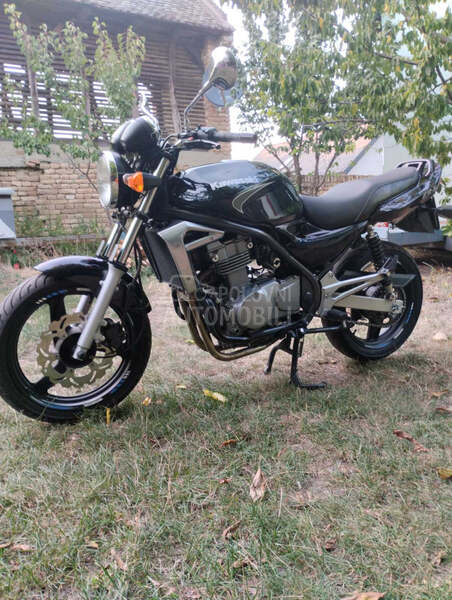 Kawasaki R5