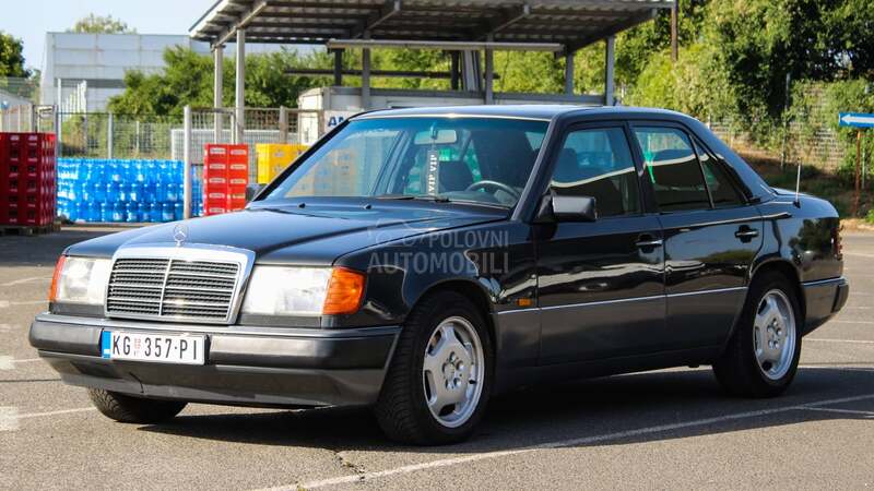 Mercedes Benz E 200 
