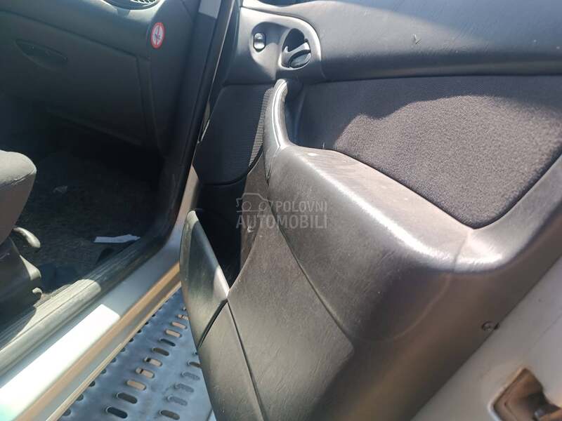 Ford Focus 1784
