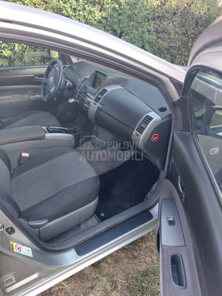 Toyota Prius 1.5 Hibrid