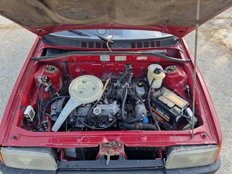Zastava Poly 