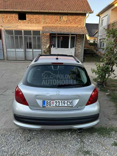 Peugeot 207 autom