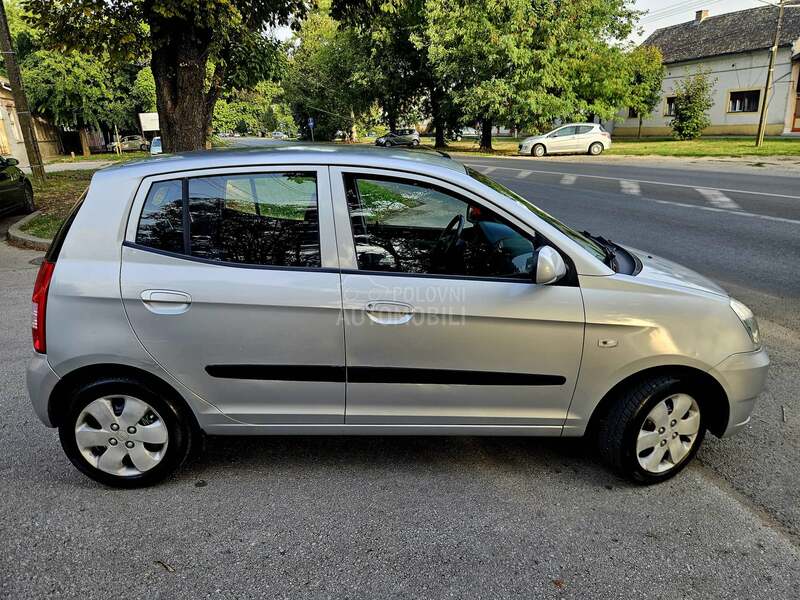 Kia Picanto 1.1 LUTKICAAA