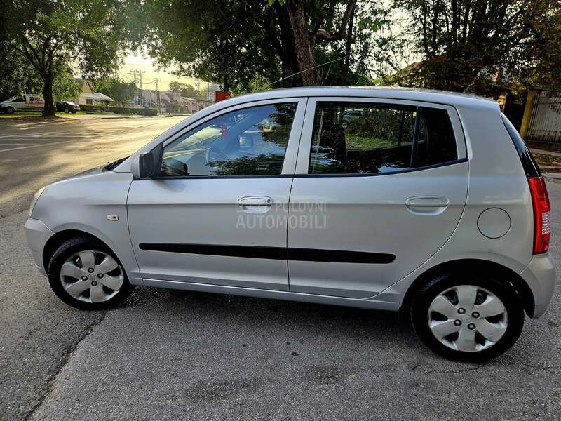 Kia Picanto 1.1 LUTKICAAA