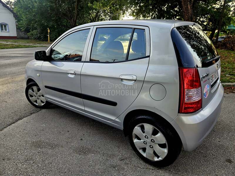 Kia Picanto 1.1 LUTKICAAA