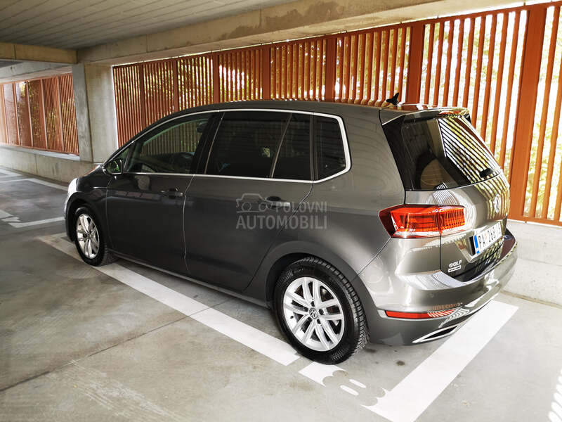Volkswagen Golf Sportsvan 