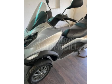Piaggio MP3