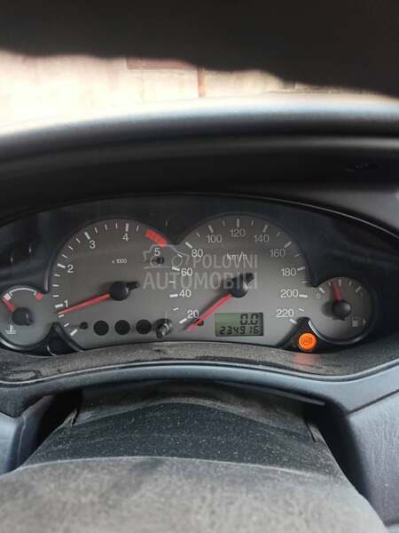 Ford Focus 1.8