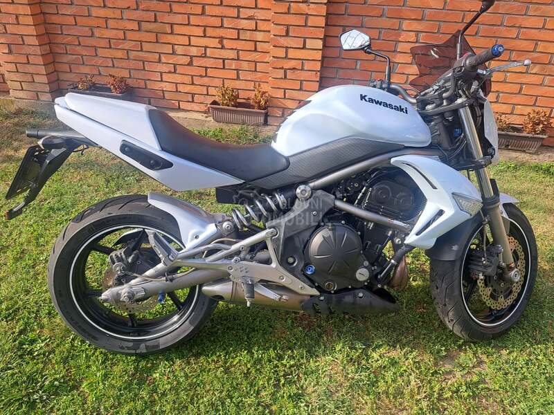 Kawasaki Er 6-n