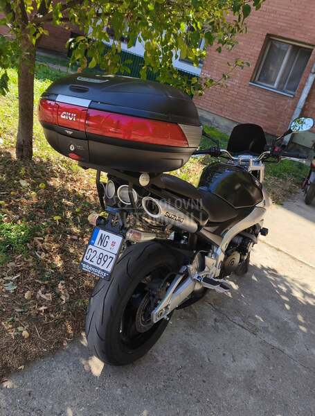 Suzuki Gsr