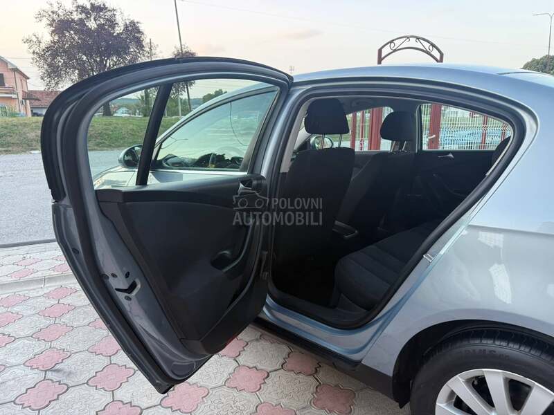 Volkswagen Passat B6 2.0 TDI BESPREKORAN