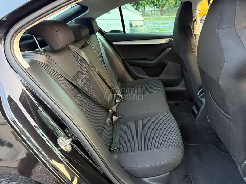 Škoda Octavia 1.6 dsg NOV