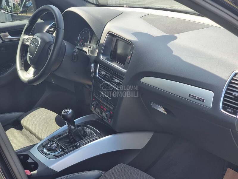 Audi Q5 2.0 S-line quattro