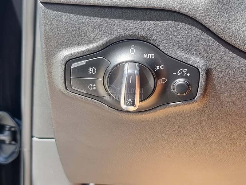 Audi Q5 2.0 S-line quattro