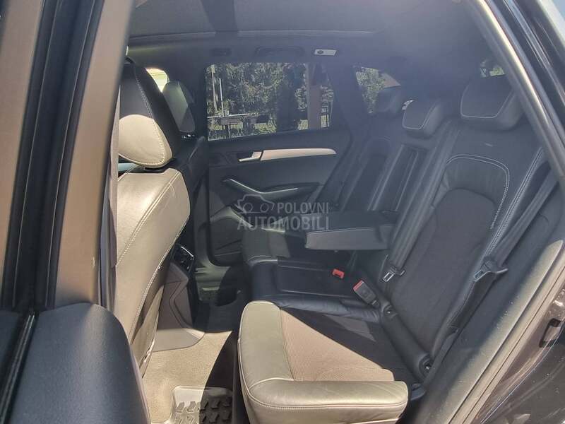 Audi Q5 2.0 S-line quattro