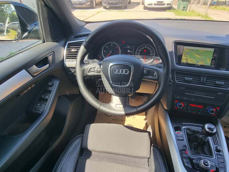 Audi Q5 2.0 S-line quattro