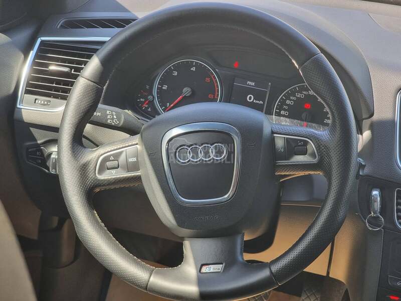 Audi Q5 2.0 S-line quattro