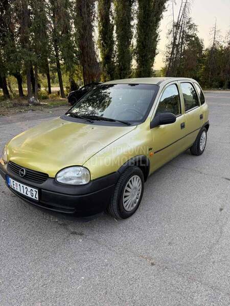 Opel Corsa B 