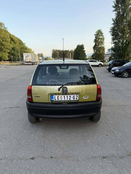 Opel Corsa B 