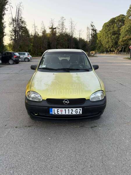 Opel Corsa B 