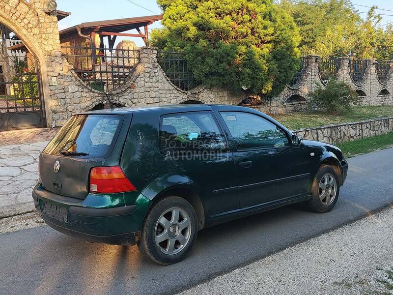 Volkswagen Golf 4 
