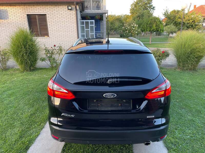 Ford Focus 1.6B OPREMA