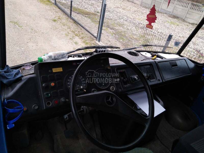 Mercedes Benz 613
