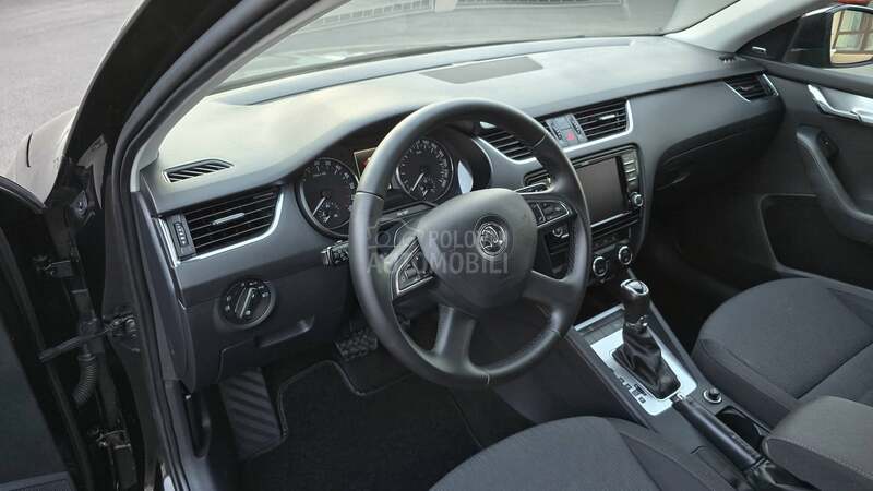 Škoda Octavia 1.6 TDI   DSG